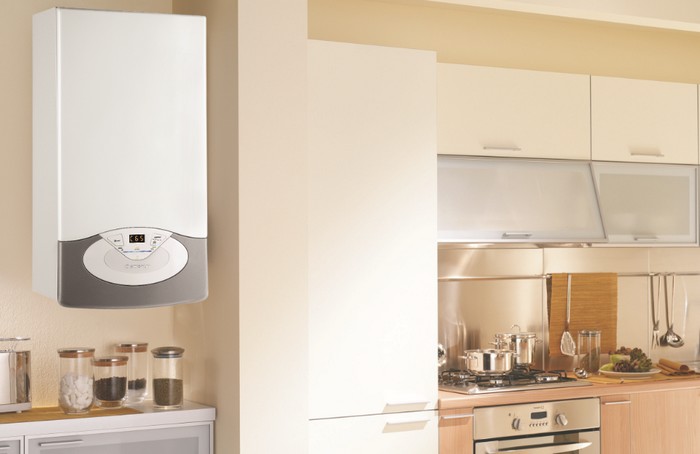 Ariston lanseaza centrala termica in condensare - creata special pentru apartamente