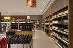 Atvangarde a fost selectata pentru realizarea mobilierului din magazinul Wine Express Shop din aeroportul international Henri Coanda