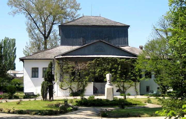 Solutia ideala de la Verisafe pentru izolatia Muzeului Viticulturii si Pomiculturii Golesti