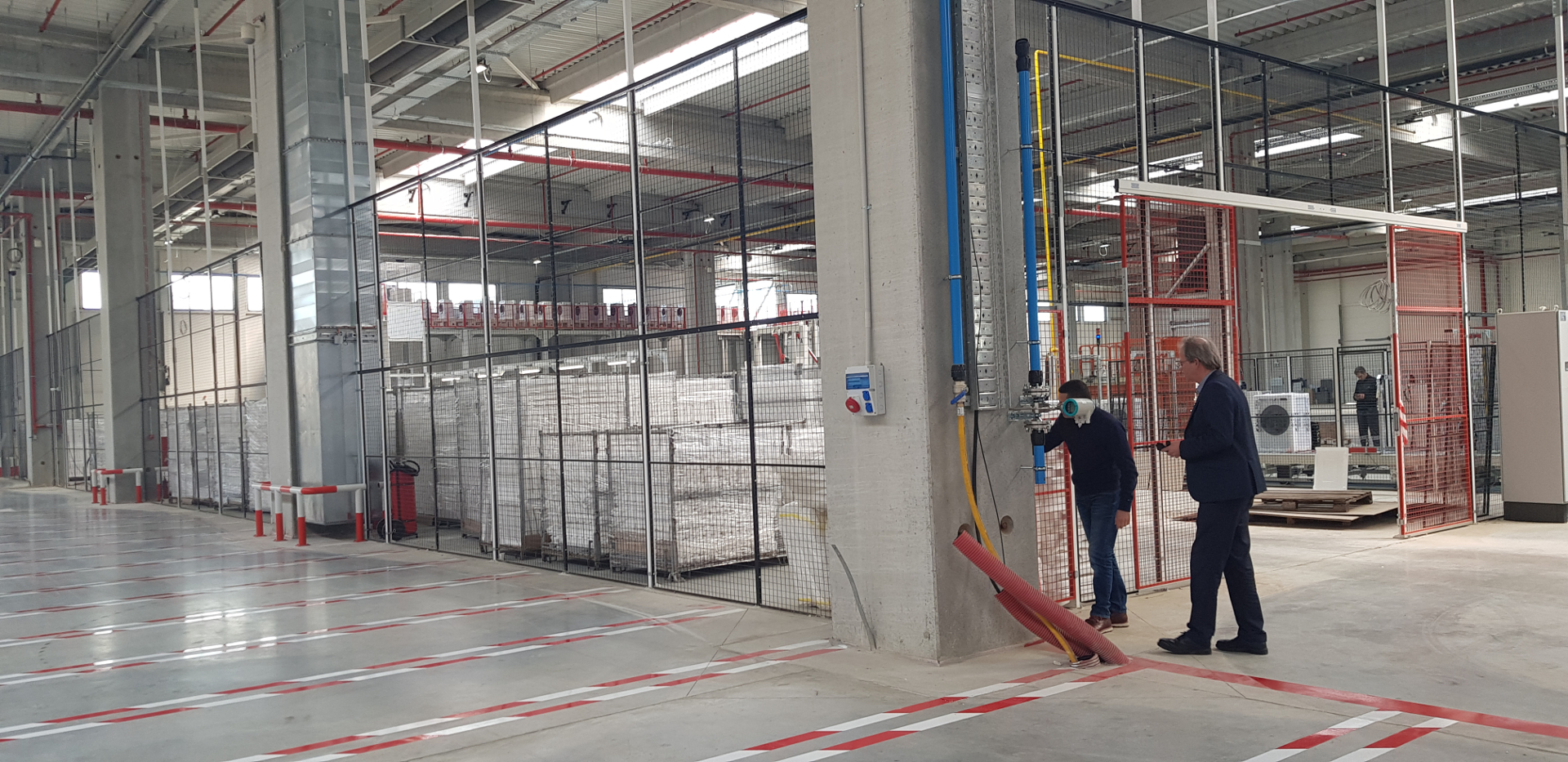 Partitii de depozite TROAX la fabrica Arctic