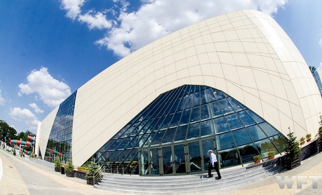 etem_systems_perete_cortina_85_titan_tamplarie_e24_water_park_craiova_1