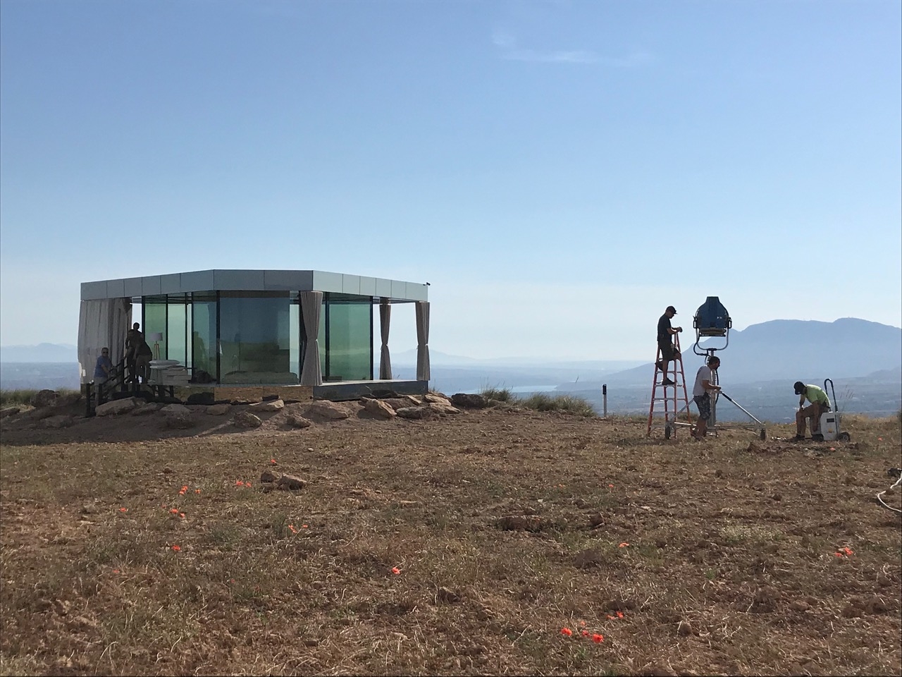 "La Casa del Desierto" este un proiect inovator al Guardian Glass