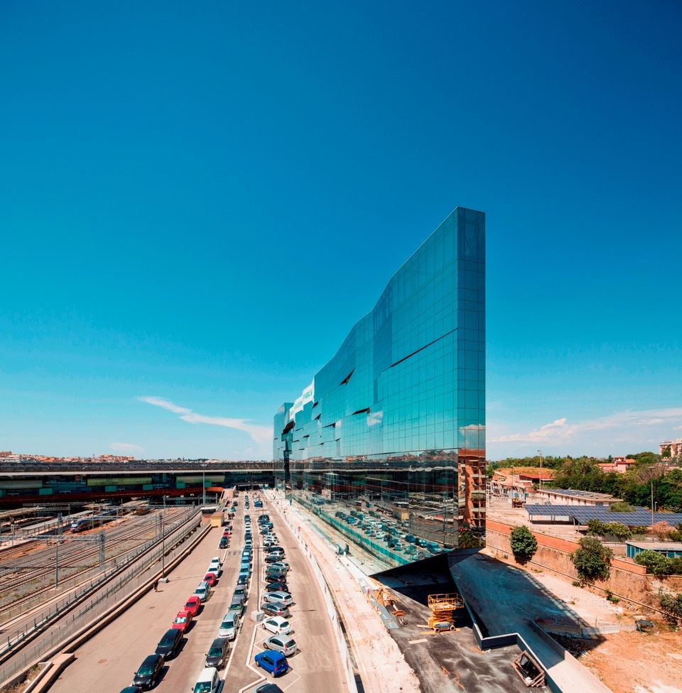 Sticla pentru control solar de la Guardian in sediul BNL-BNP Paribas din Roma