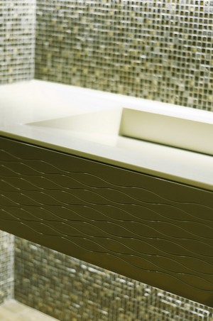 HI-MACS pentru mobilierul de baie - colectia Manhattan