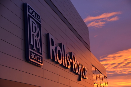 Centrul de service Rolls-Royce din Gdynia, Polonia, alege ventilatie industriala centralizata de la Hoval