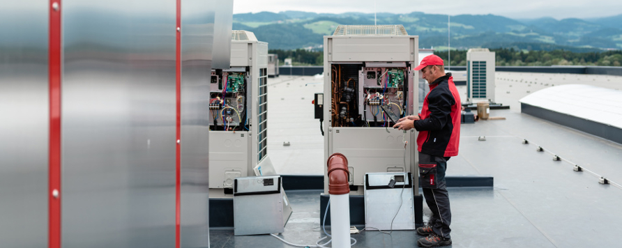 Ventilatia industriala a halelor cu Hoval Roofvent