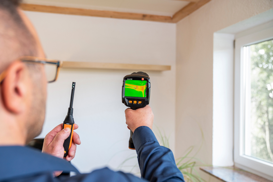 Identificarea rapida a mucegaiului si umiditatii cu ajutorul camerelor termice de la Testo