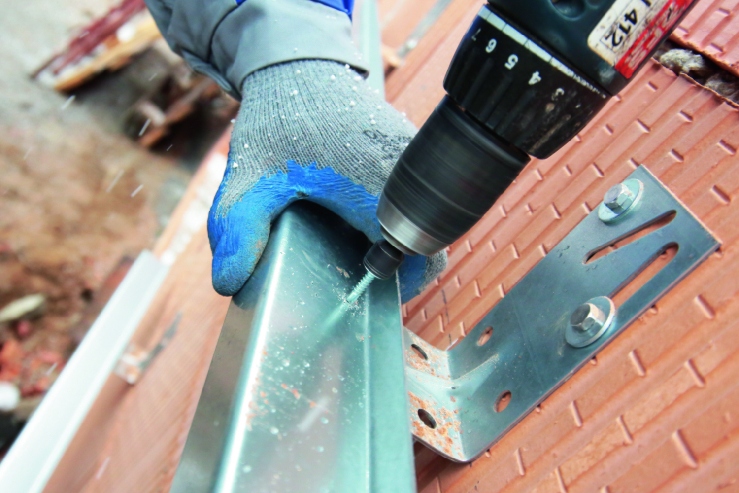 Izolarea fatadei la interior si exterior cu produse Knauf Insulation