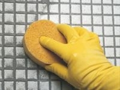 mapei_aplicare_chit_rosturi_mozaic_keracolor_ff