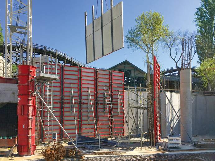 Large construction site in the heart of Budapest