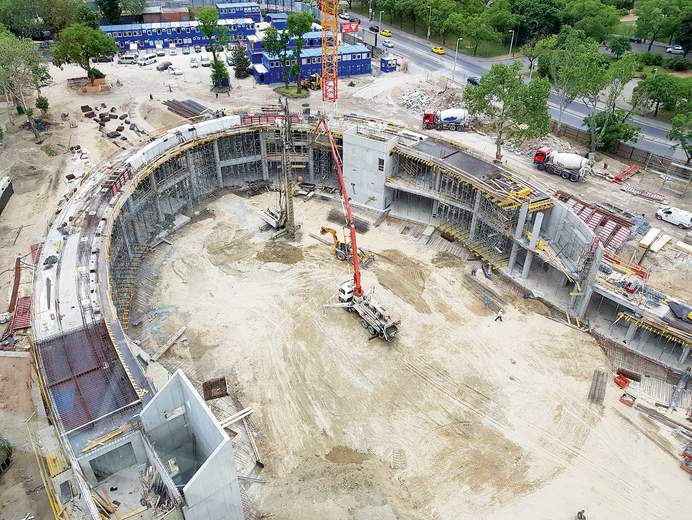 Large construction site in the heart of Budapest