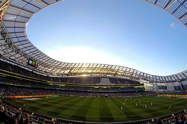 Transparenta si estetica desavarsita cu panourile din policarbonat Palsun la Aviva Stadium, Dublin - Irlanda