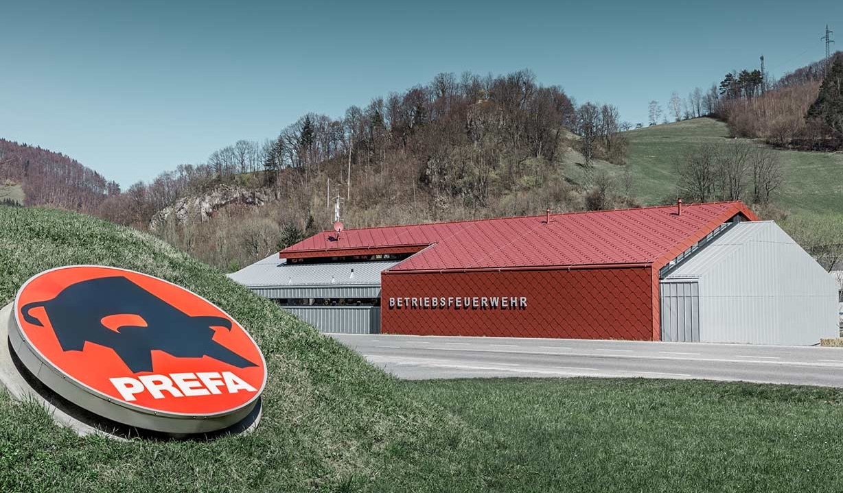 Noua cladire a statiei de pompieri din Marktl, Austria