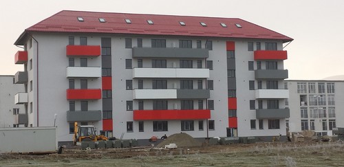 Placi aglomerate de fibrociment StoneREX Color utilizate la balustrade de balcoane
