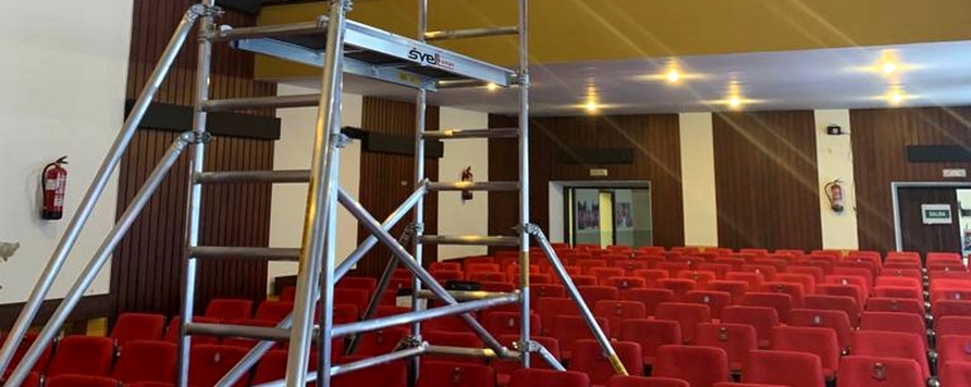 Schela Svelt Tempo S montata pe rampa, intr-o locatie speciala
