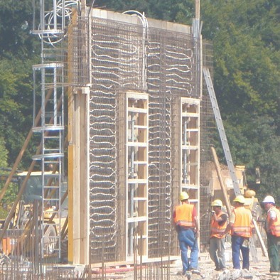 Incalzirea prin pardoseala Uponor si sistemul de termoactivare a betonului Zent-Frenger Batiso asigura temperatura optima din sediul companiei Leica