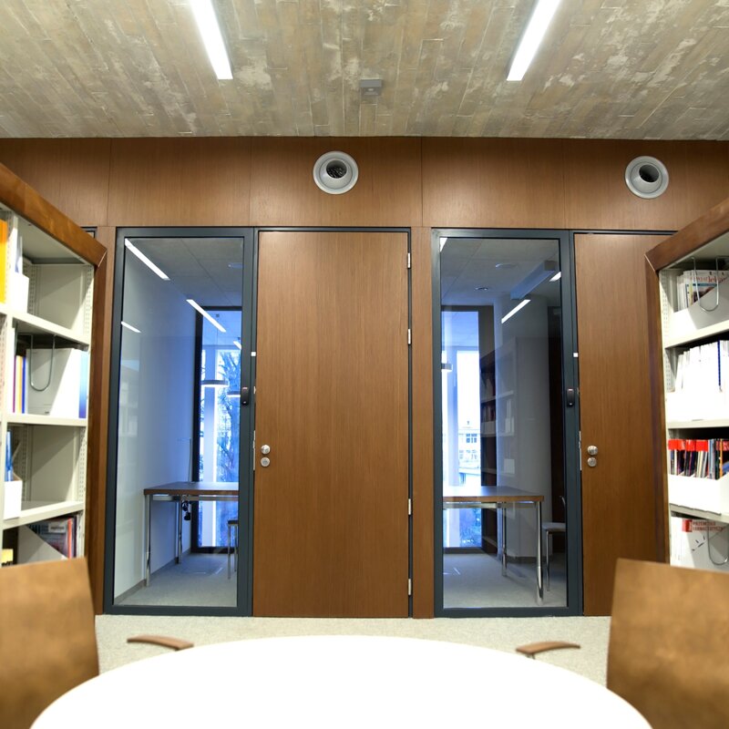 Usi batante, glisante RF ASSA ABLOY