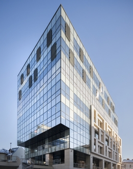 alukonigstahl_comunicat_presa_the_landmark