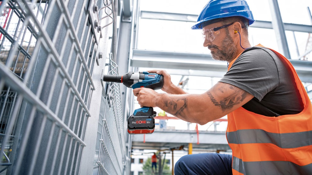 Echipa Bosch Heavy Duty simplifica situatiile de lucru dificile