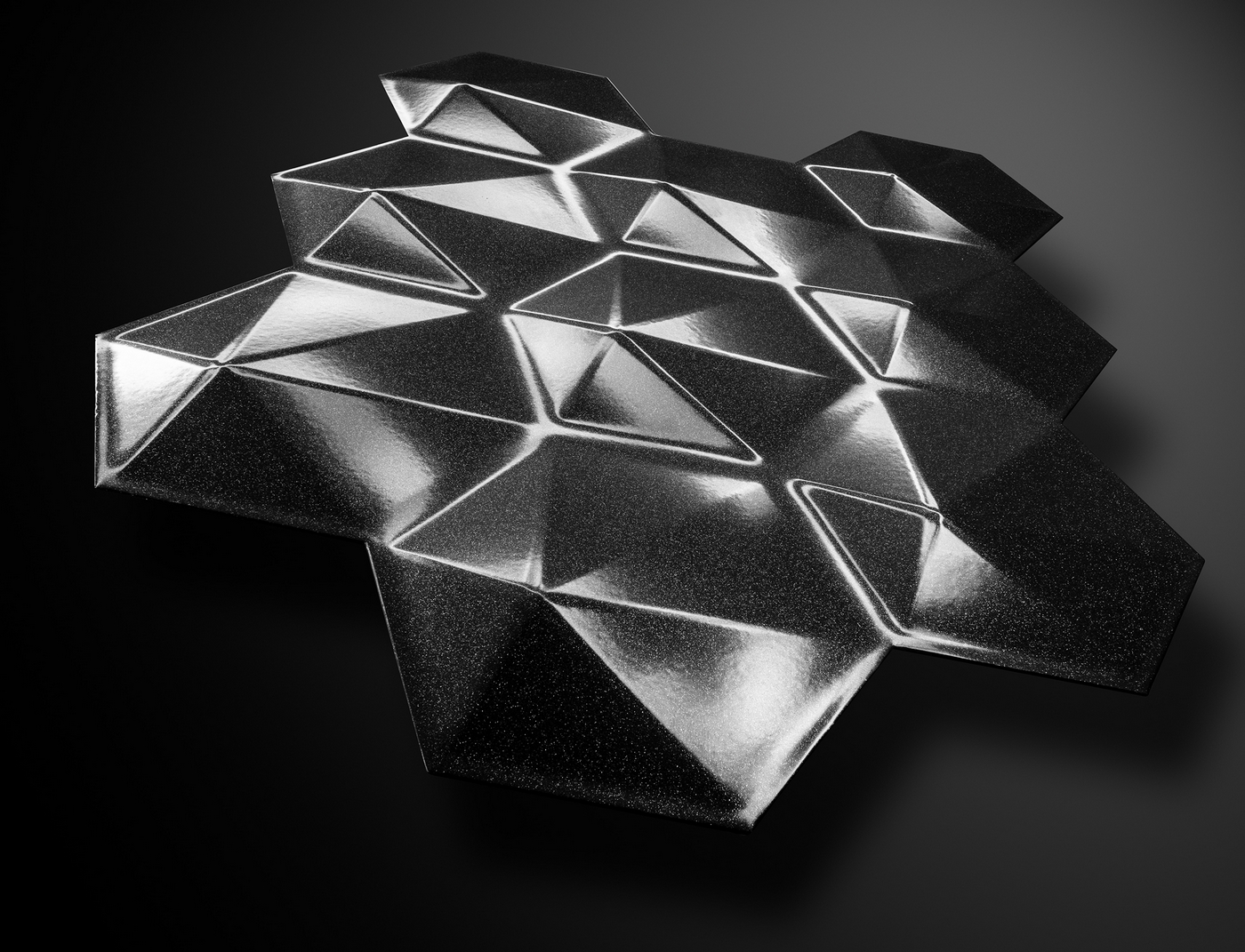 TIGER Coatings ofera produse cu efecte metalice si 3D metalice, finisaje mate si culori anodizate (Copyright 
