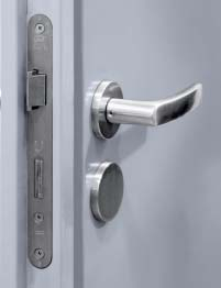 Domoferm Prestige UT6xx doors - Three-sided thick rebate
