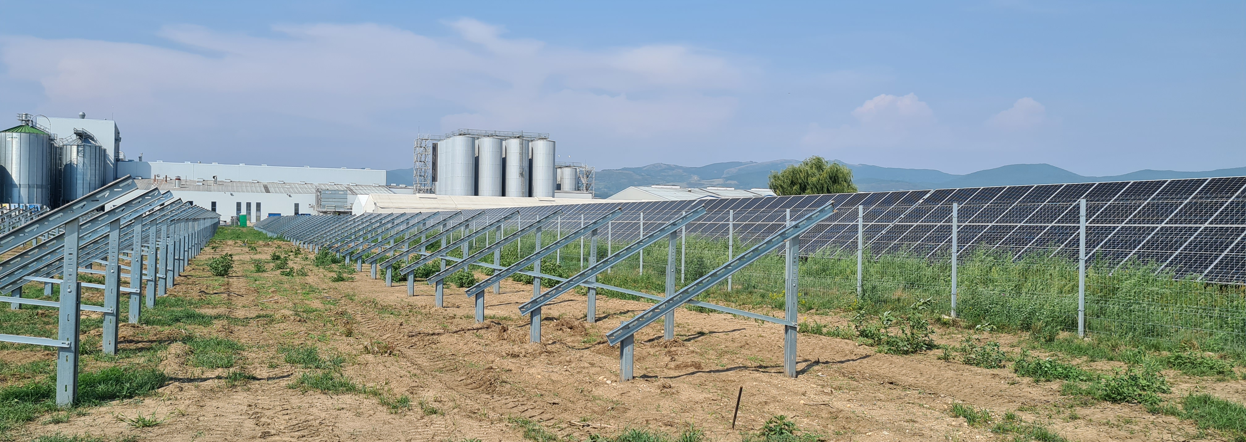 Sisteme de montaj pentru panouri fotovoltaice cu instalare la sol E-Solar