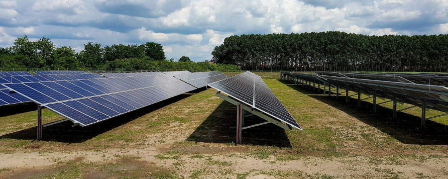 Sisteme de montaj pentru panouri fotovoltaice cu instalare la sol E-Solar
