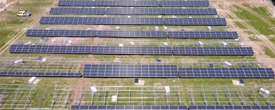 Structuri metalice de inalta calitate Eplan Solar pentru parcuri fotovoltaice