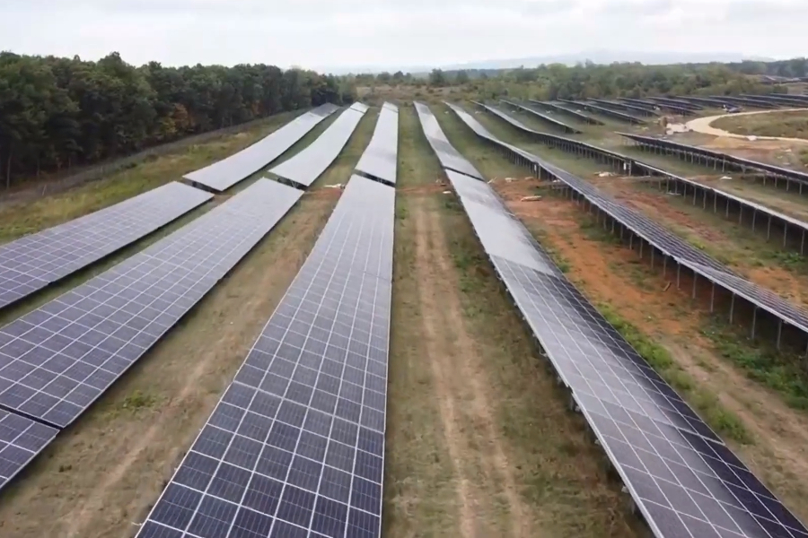 Structuri metalice de inalta calitate Eplan Solar pentru parcuri fotovoltaice