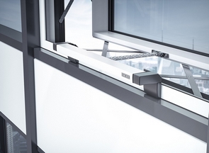GEZE introduce noi sisteme pentru fatade active climatic si un control inteligent al cladirilor