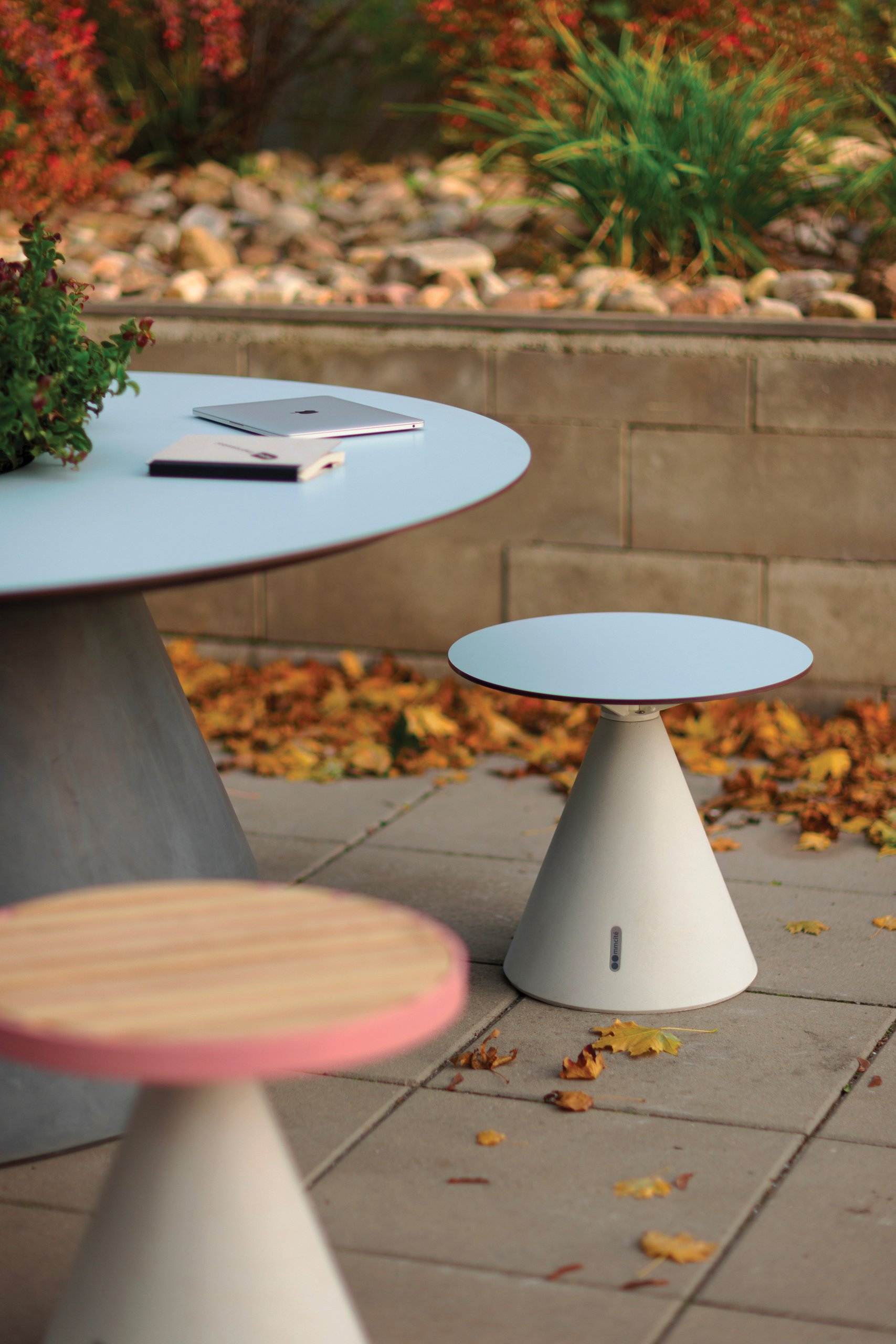 Colectia Conics a castigat prestigiosul premiu: Premiu de Design pentru mobilier modern si iluminat 2023