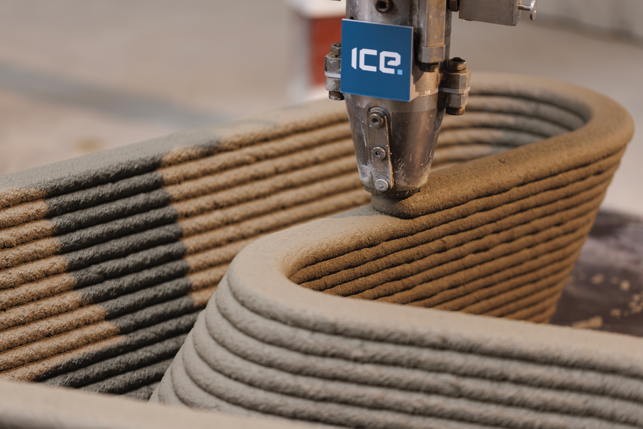 Ghivecele mmcité din beton imprimate 3D au castigat premiul Good Design