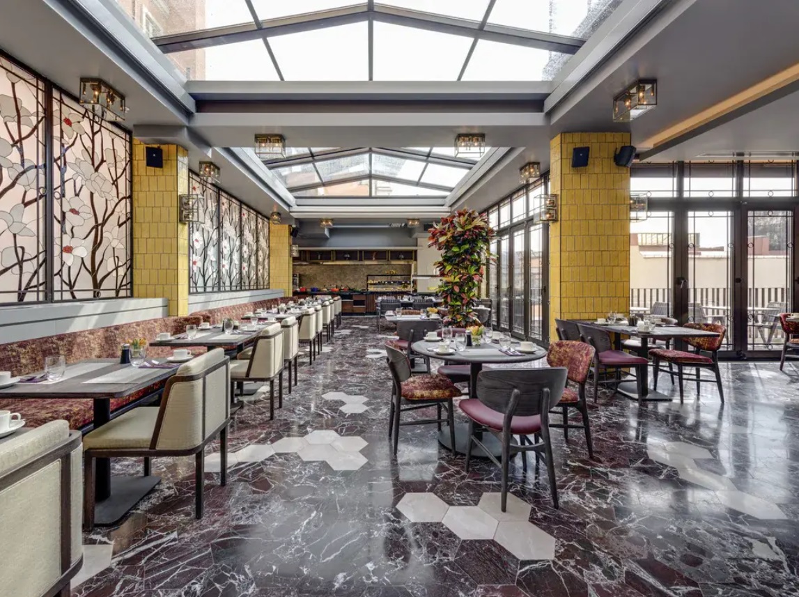 Skylux Construction prezinta 3 modalitati prin care puteti imbunatati ambianta in Restaurante