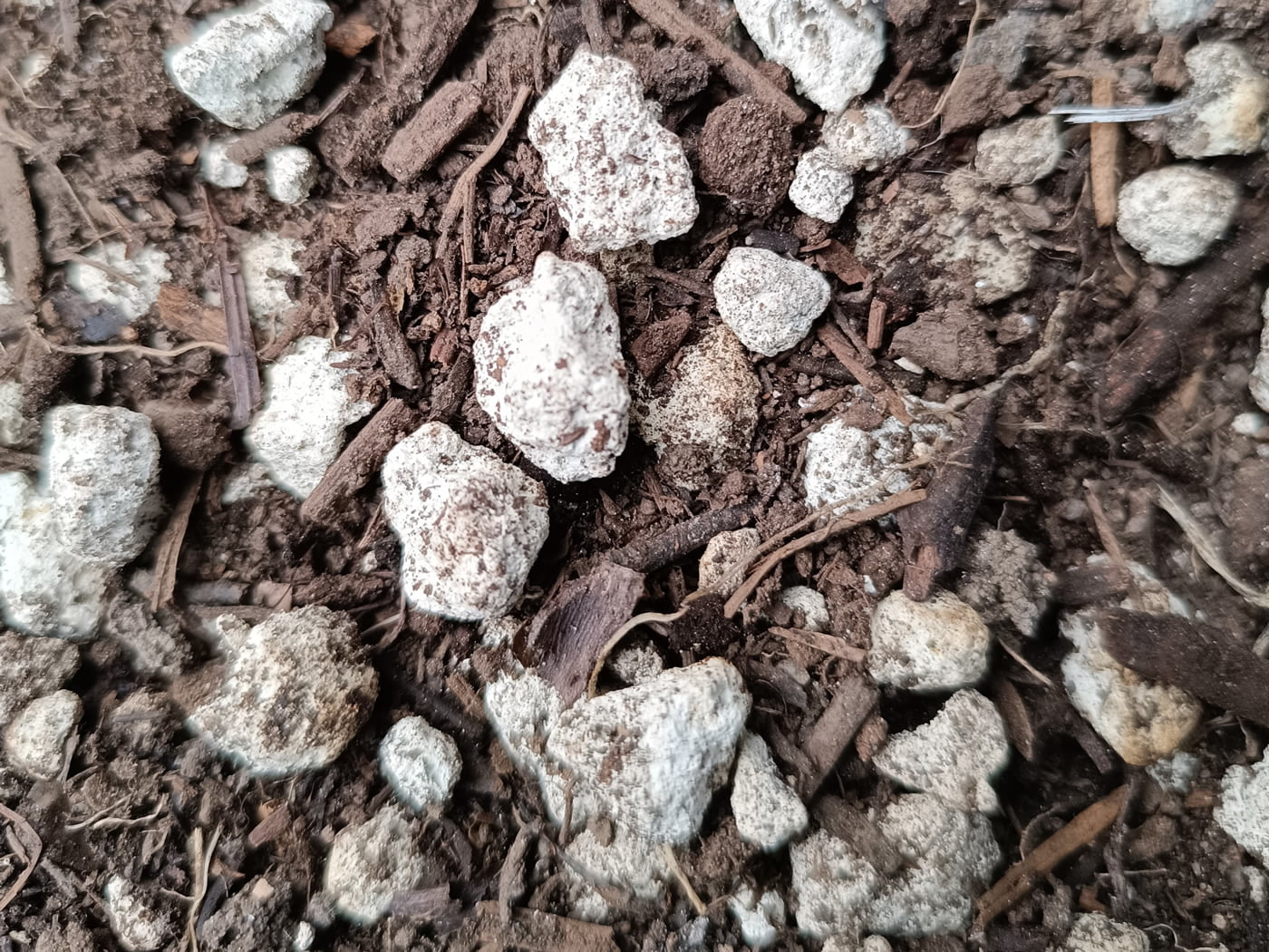 Sistem de acoperis verde semi-intensiv Ecostratos - Substrat E-intensiv