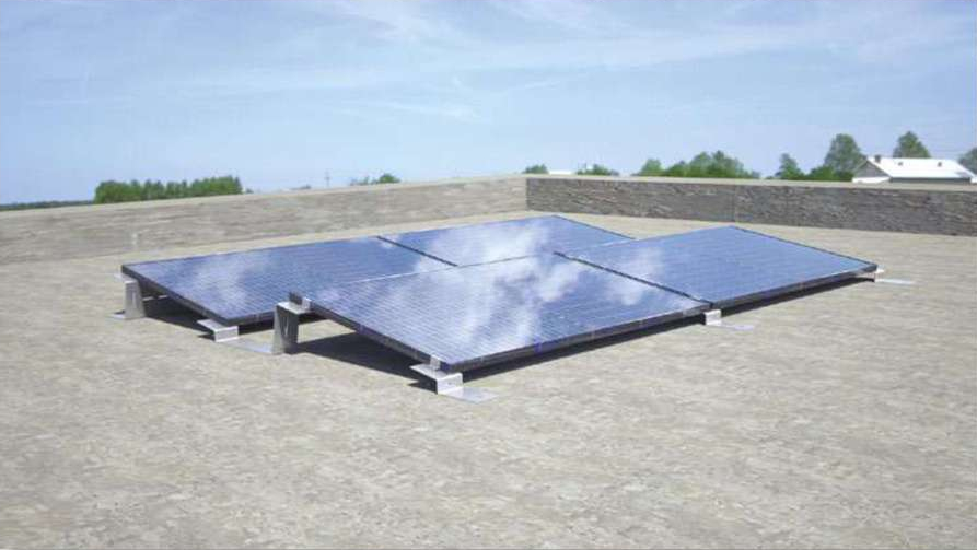 Sistem de montaj pentru panouri fotovoltaice pe acoperisuri plate Easyflat-Sud