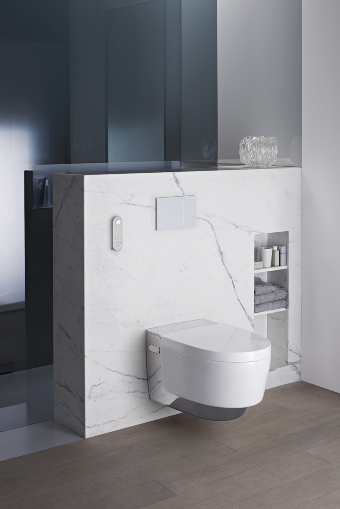 Vas WC cu functie de bideu Geberit AquaClean Mera