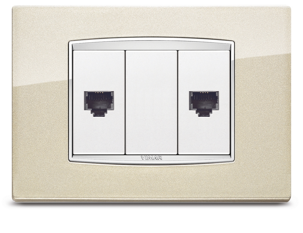 Aparataj electric Vimar Eikon Chrome