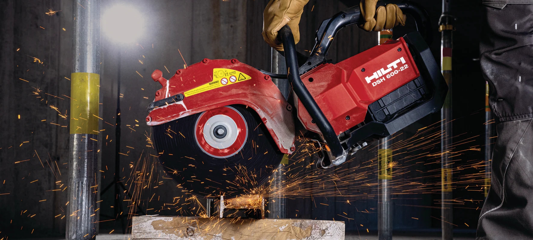 Ferastrau cu motor termic pe acumulator Hilti DSH 600-22