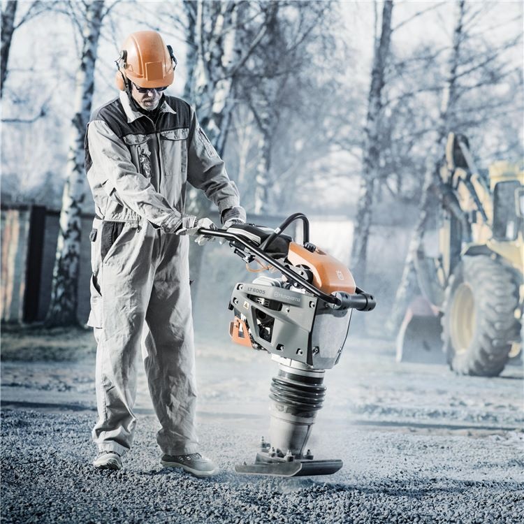 Mai compactor Husqvarna LT 6005