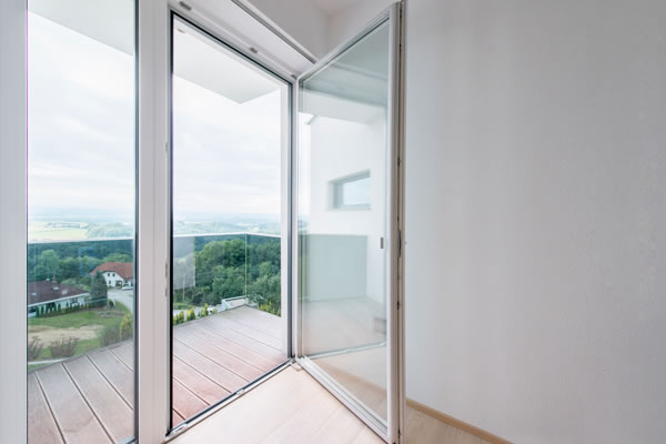 Usi de terasa si balcon Internorm