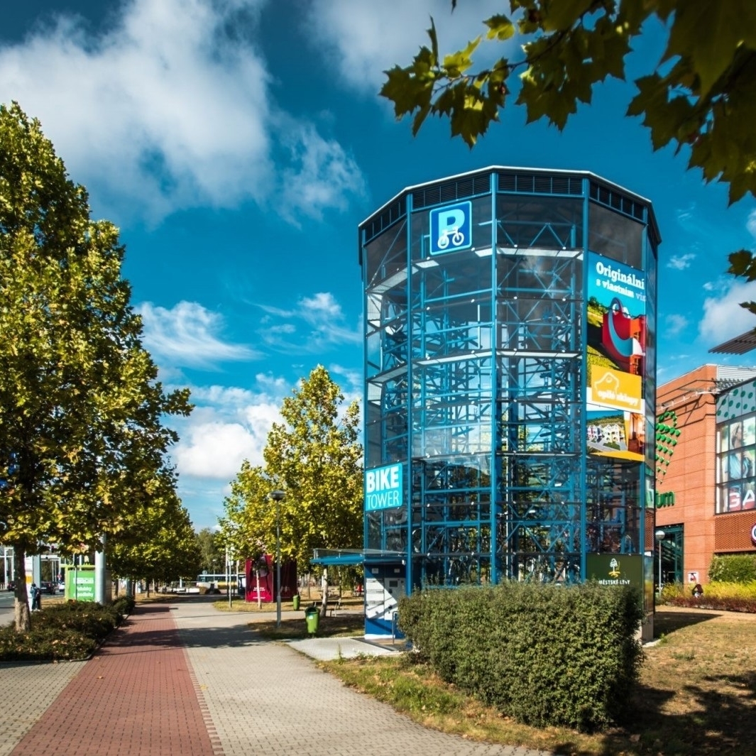 Bike Tower - parcare pentru biciclete sau trotinete