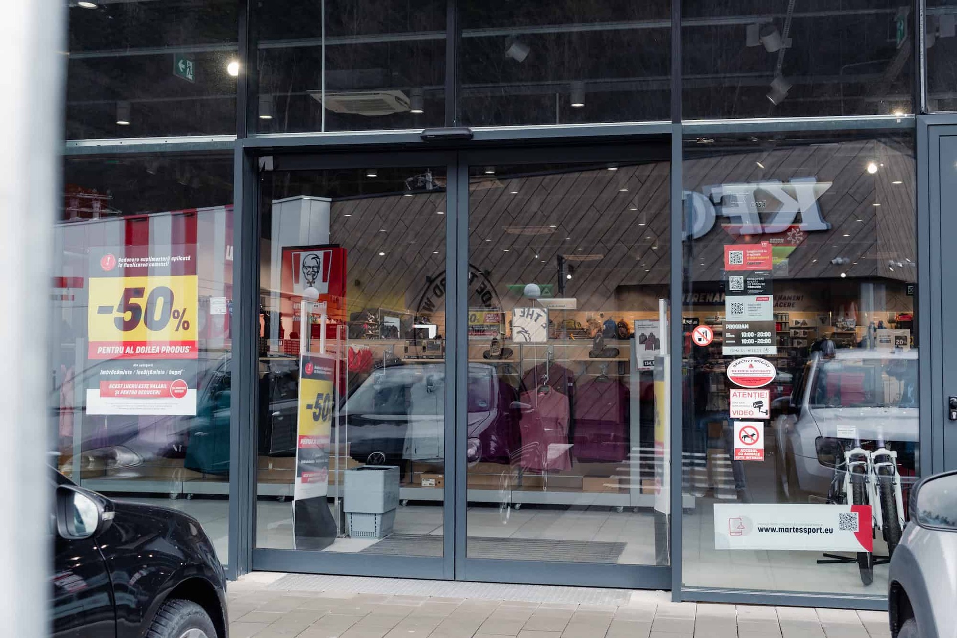 Usi automate pietonale culisante KADRA