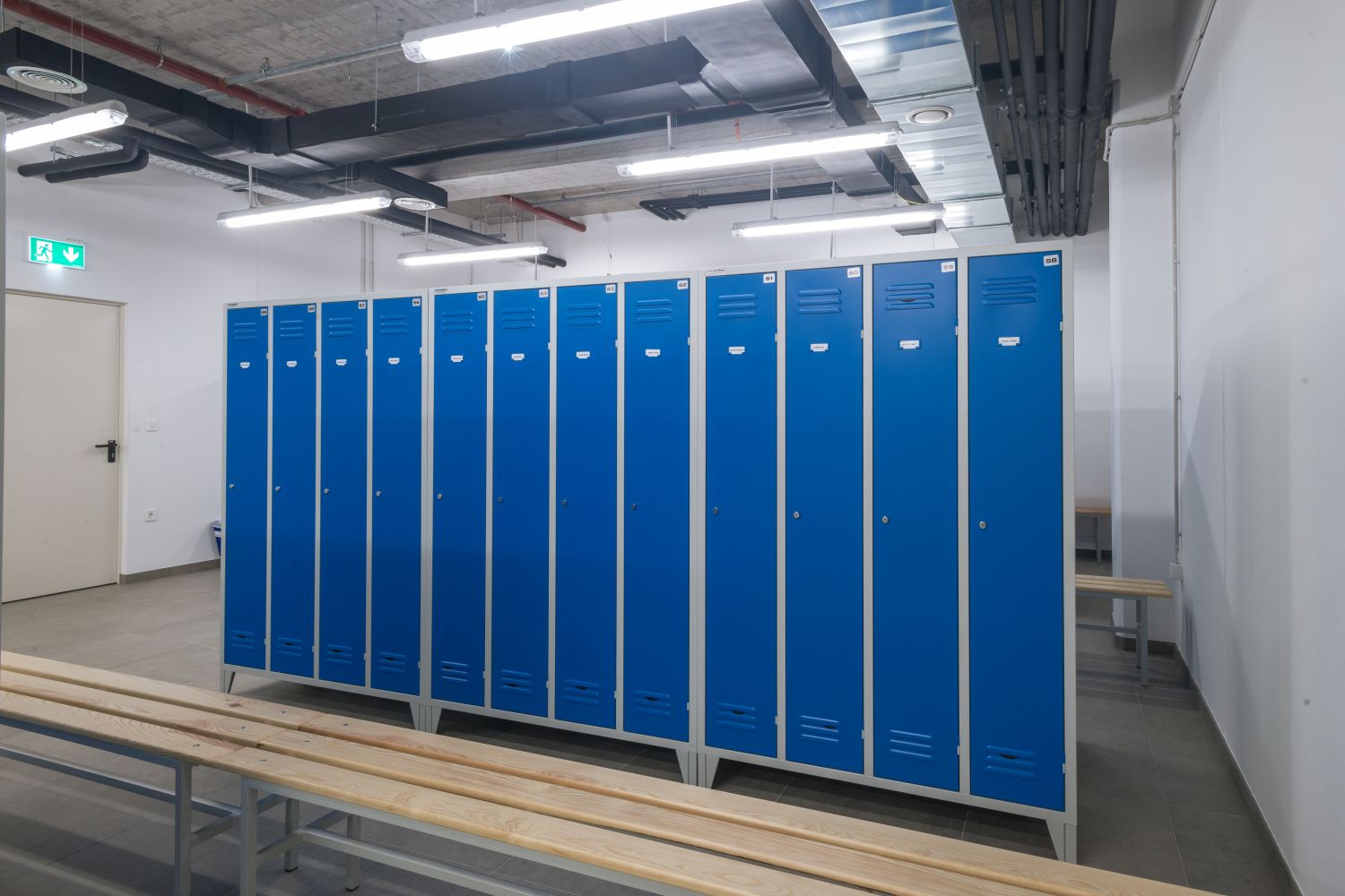Dulapuri pentru vestiar cu usa lunga metaloBox Project 4