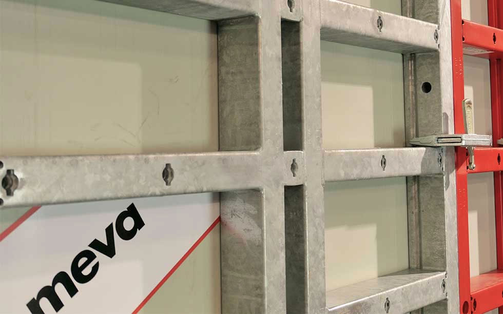 Cofraj pentru diafragme cu sistem de ancorare variabila MEVA Mammut XT