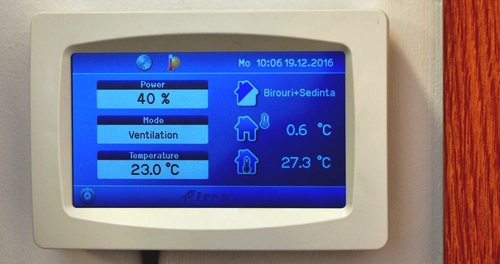 atrea_sistem_control_digital_rd5_controler_cp_touch_perete