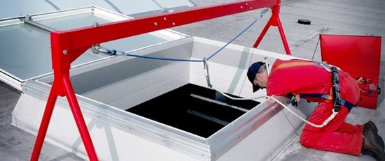 Catalogul s-a imbogatit cu produsele firmei JET Tageslicht & RWA GmbH