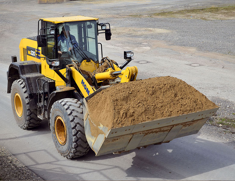 Incarcatorul frontal Komatsu WA320-8