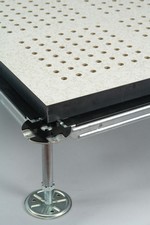 menatwork_quattro_pavimente_tehnice_pardoseala_suprainaltata_quattro_3