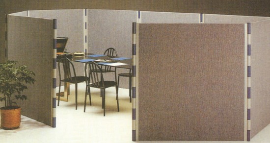 Noul catalog cu compartimentari office cubicle Clips