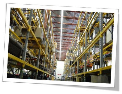Corp de iluminat suspendat Argo de la Electromagnetica